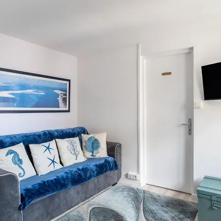 Bleu Bassin-2 By Interhome